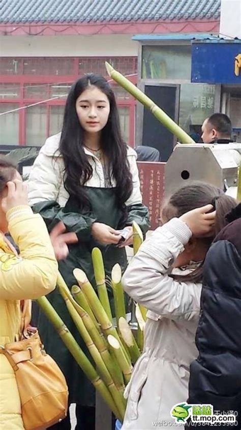 Hot girl bán nước mía gây sốt cộng đồng mạng Trung Quốc