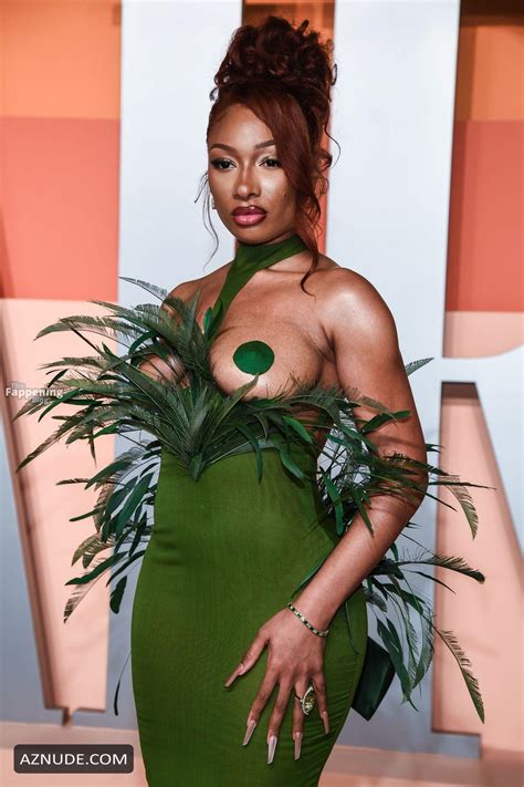 Megan Thee Stallion Stuns Sexy Shows Off Her Hot Boobs At The Vanity Fair Oscar Awards In