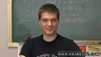 Twink Medical Fetish Gay Porn Jordan Dallas Is Sitting In The XVIDEOS