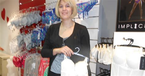 Une boutique de lingerie dévoile ses charmes