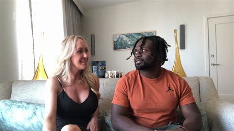 Muscular Black Bull And Sexy White MILF With Big Tits