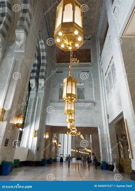 Mecca , Saudi Arabia- Makkah - Al Haram Mosque from Inside Editorial ...