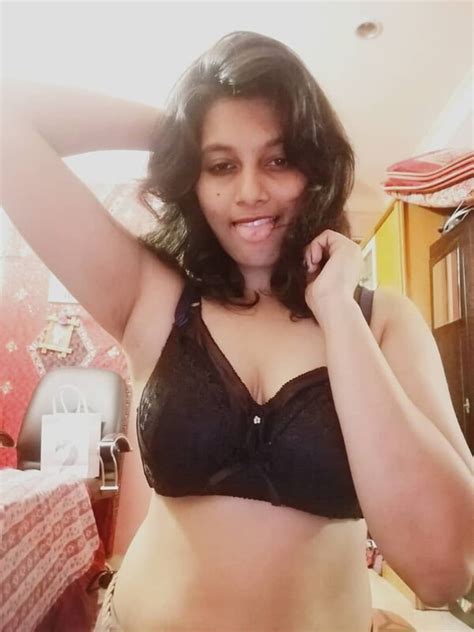 RARE BIG SAGGY TITS INDIAN BABE NUDES Desi Old Pictures HD SD DropMMS