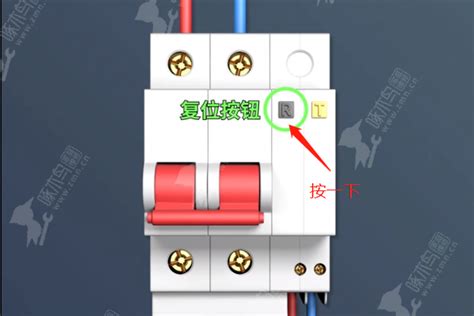 插座跳闸推不上去怎么回事家居指南教程 啄木鸟家庭维修平台