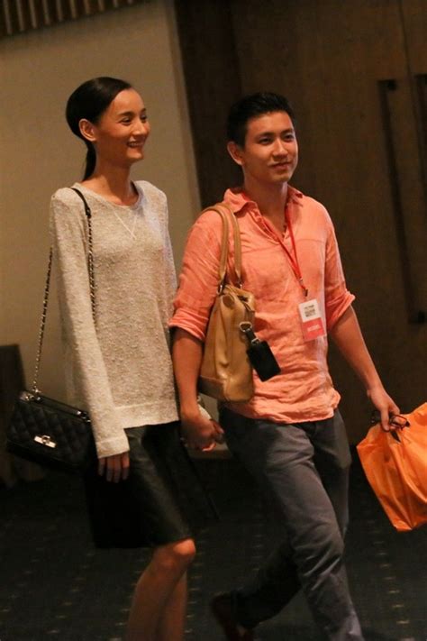 Diện bikini khoe đường cong nảy nở Lê Thúy chính thức xóa sổ biệt danh bộ xương di động