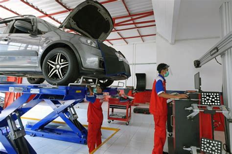 ritel otomotif astra otoparts tetap beroperasi  idul fitri