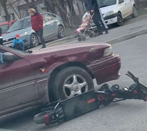 Accident rutier între un autoturism și o trotinetă în Constanța