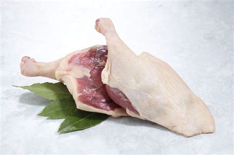 Мясо гуся охлажденное (окорок) 300-400 гр – Натур Эко Продукт