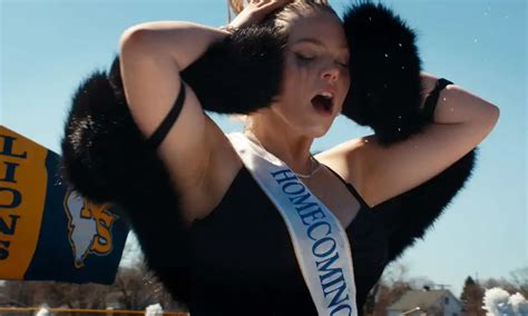 Can A Gay Girl Get An Amen Reneé Rapp Hints At Queer Regina George In New Single With Megan