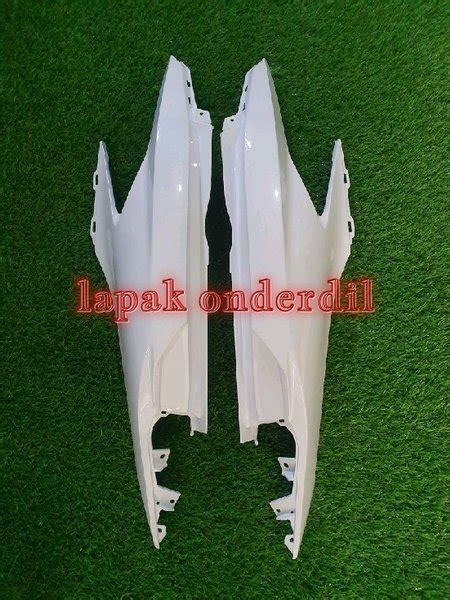 Jual Cover Body Belakang Kiri Kanan Honda Vario All New