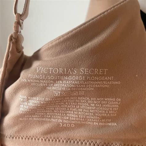Victoria S Secret Intimates Sleepwear Victorias Secret Nwt Nude Plunge Lace Trimmed Padded
