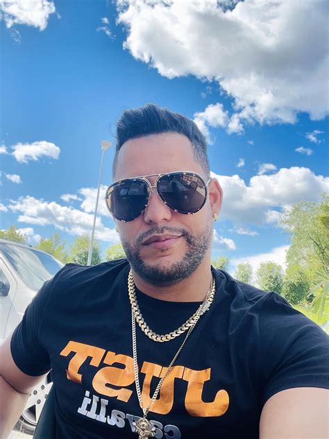 Te envié una solicitud y no la aceptaste, solo espero que esta vez me