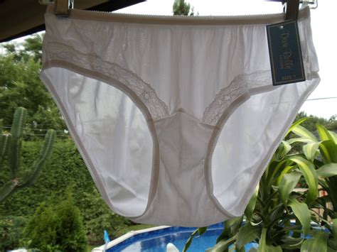 Vintage Bikini Satinette Nylon Panties Sz White Medium Lace