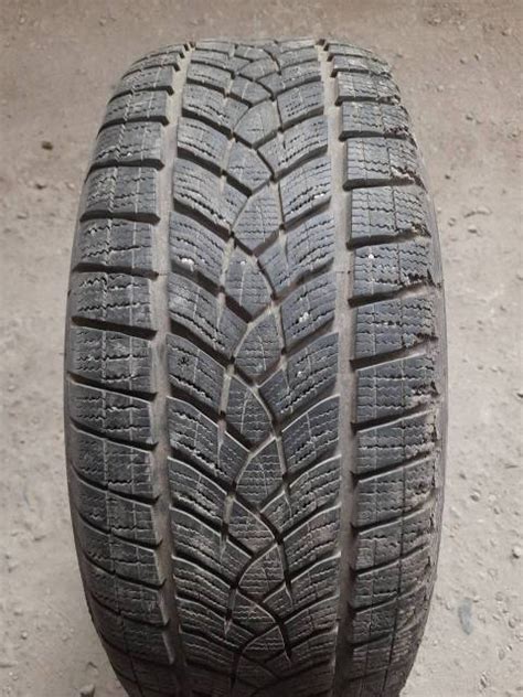 Goodyear UltraGrip Ice SUV, 265/60 R18, 18", 1 шт, 265 мм, 60 % ...