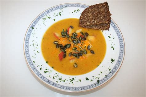 K Rbis M Hren Suppe Mit Cheddar Bratapfel K Rbiskernen Das Rezept