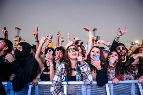 Astroworld crowd photos