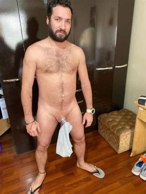 VISITING MY FRIEND PART ONE Nude Pics XHamster