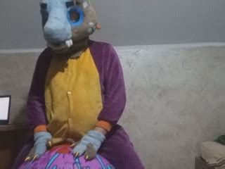 3 ryk 玩充气球 2 Pornhub Gay