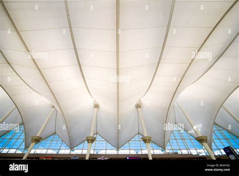 Denver Airport Tent Like Roof Structure Tensile Fiberglass Fabric