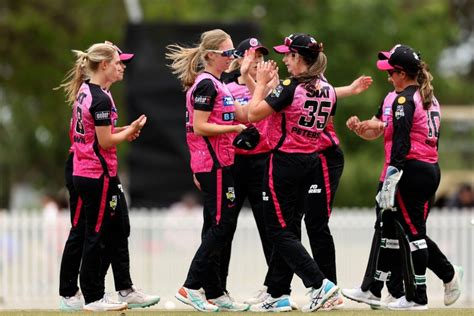 WBBL 2023 Ellyse Perry Ashleigh Gardner Star As Sydney Sixers