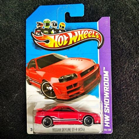 Hot Wheels Nissan Skyline Gt R R Hw Showroom Edition Red Shopee Malaysia
