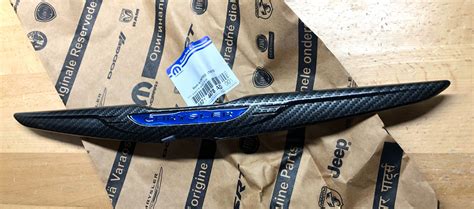 chrysler  black  blue carbon fiber grille emblem   badge oem