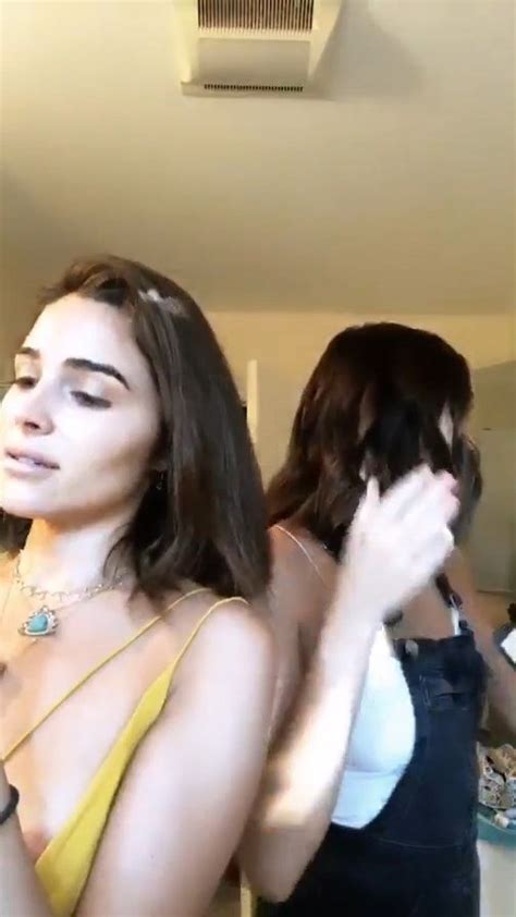 Olivia Culpo Nude Tit Slip 30 Pics Video TheFappening