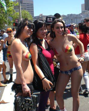 Only One Naked Vol Photo Gallery