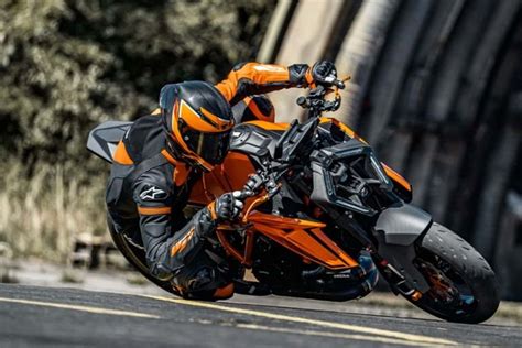 KTM 1390 Super Duke R Evo Masuk Kategori Hyper Naked Bike