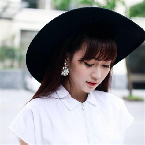 HOT GIRL MẶC ĐẸP 8 nàng khiến dân tình ghen vì đã xinh lại diện đẹp