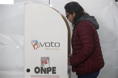 ONPE garantiza que voto electrónico presencial es confiable El