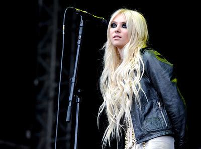 Cute Girl And Horny Image 53650 On Favim