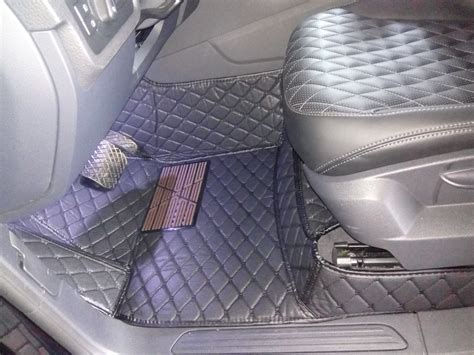 Новые коврики на Touareg — Volkswagen Touareg (2G), 3 л, 2016 года ...