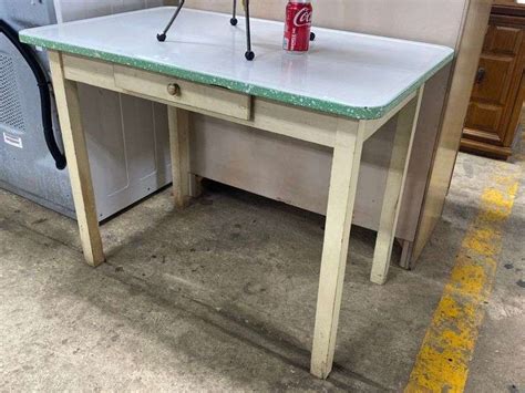 Vintage Porcelain Top Kitchen Work Table Dixons Auction At Crumpton