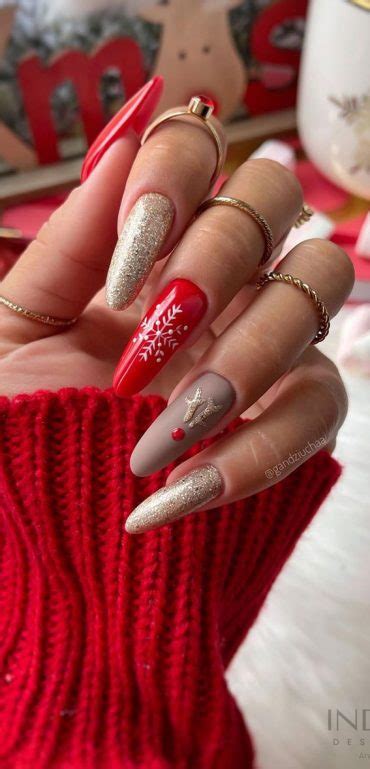 Best Holiday Nail Art Ideas Designs Glitter Red And Reindeer Nude Nails