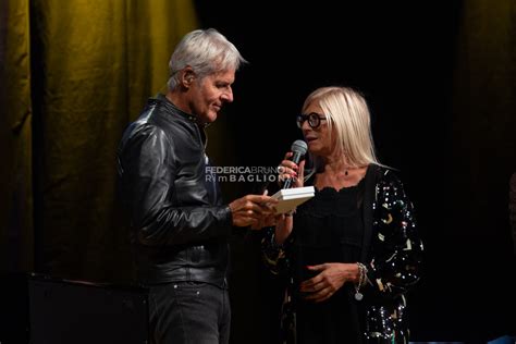 Le Foto Di Claudio Baglioni Al Premio Pavese Doremifasol Org