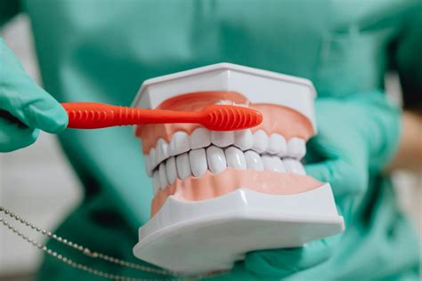 sakit gigi kenali penyebab   cegahnya fakultas kedokteran gigi