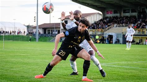 Football National Apr S Goal Fc Cholet Les Vents Contraires