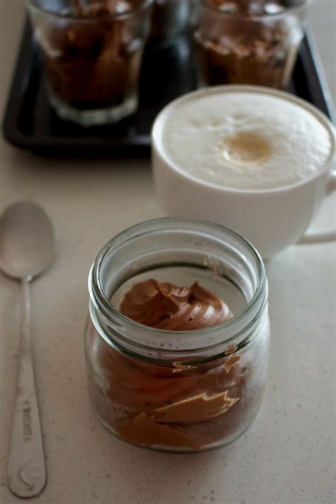 Chocolate mascarpone mousse | the hungry mum