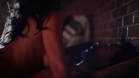 Naked Giovana Echeverria In Desejo Intenso