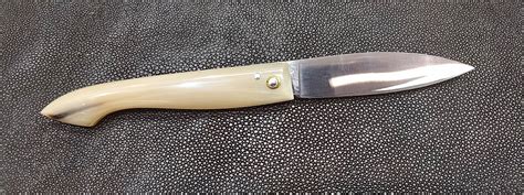 Cognet Capucin Cm Corne Blonde La Coutellerie Du Vieil Antibes