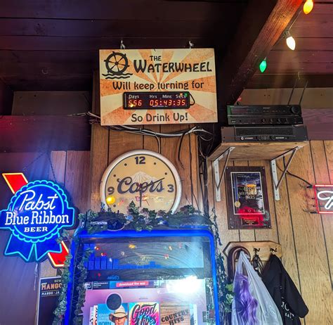 Lengedary Dive Bar the Waterwheel Lounge Is Still Here, for Now | Eater