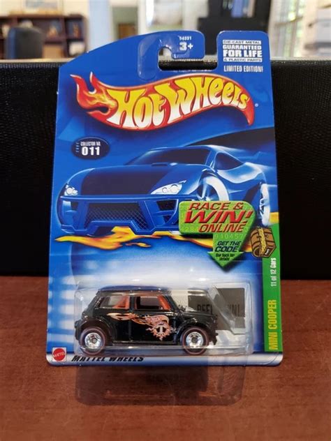 HOT WHEELS MINI Cooper Super Treasure Hunt Real Riders Black Spectra