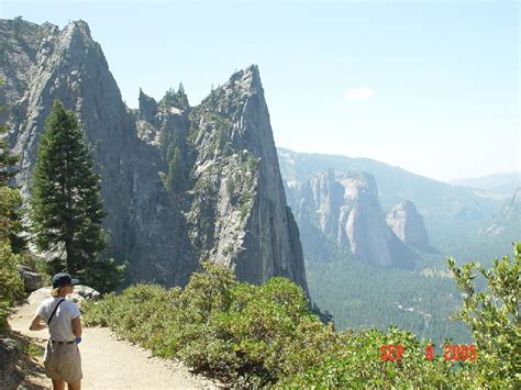 Yosemite Hiking Explained: Trails, Tips, Guides | Scenic Wonders