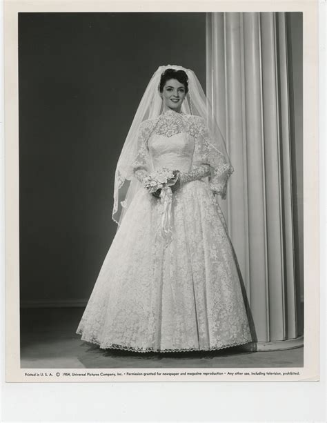 Fans of suzan ball actress are rediscovering her incredible talent 13