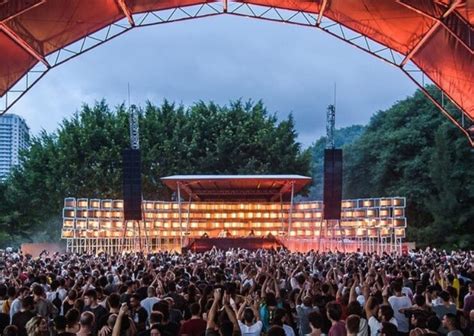 Rosé do BLACKPINK conquista feito histórico no Hot