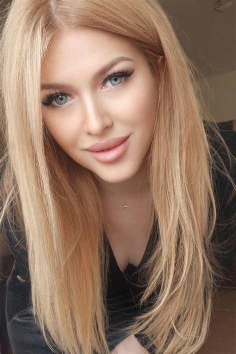 Beautiful Natalia Y O From Kiev With Blonde Hair Id Ladadate