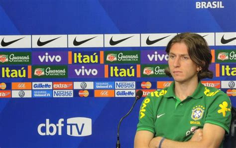 Filipe Luís se diz fã de Marcelo e vê disputa aberta pela lateral da