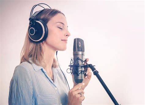 top  vocal health tips     voice healthy