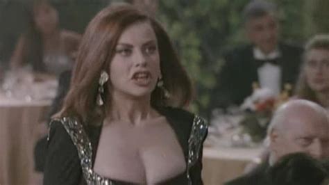 Naked Eva Grimaldi In Mutande Pazze